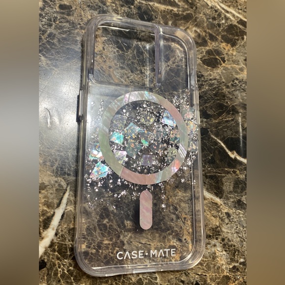 Iphone 15 pro case. Touch of pearl magsafe. - Picture 3 of 5